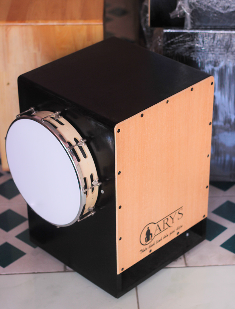 trống cajon arys