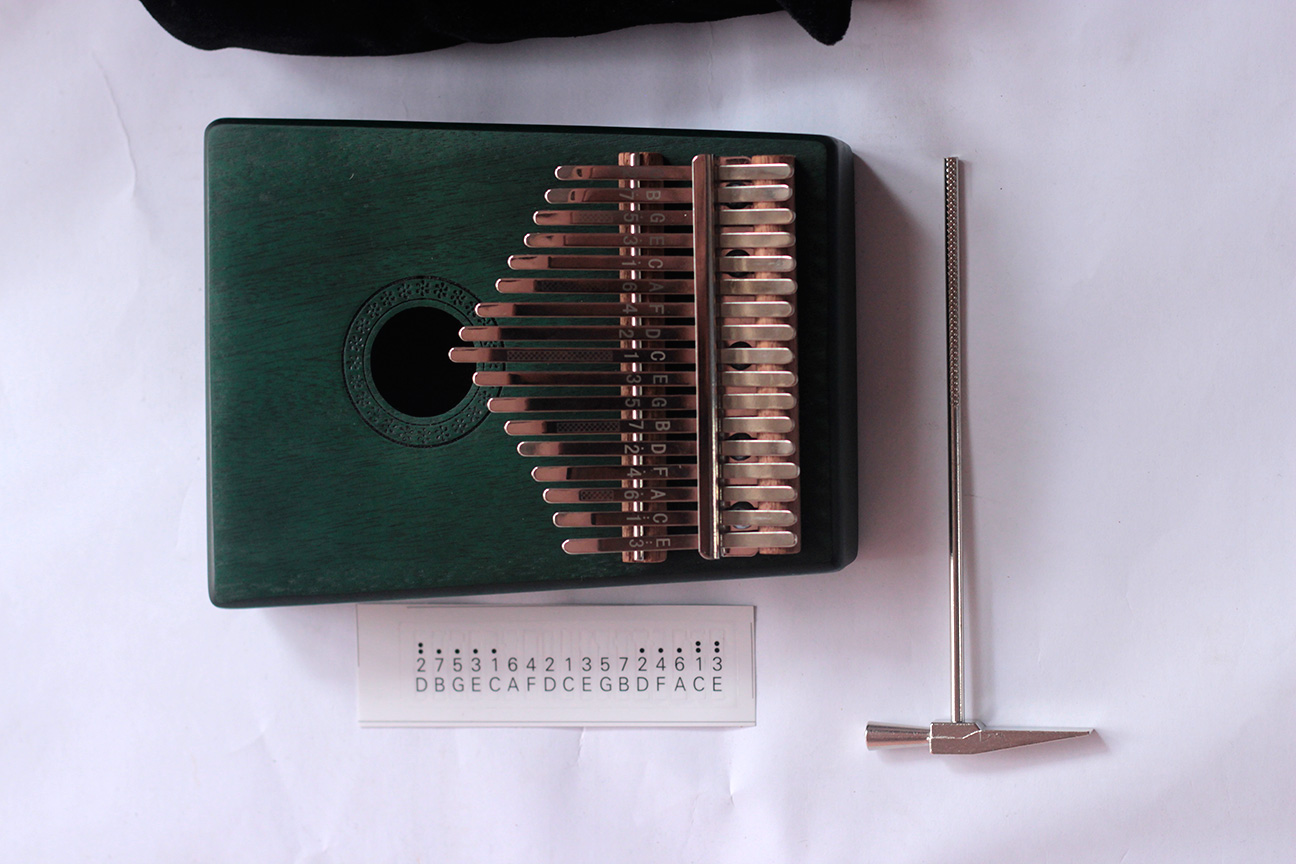 Đàn kalimba giá rẻ chất lượng được bán tại mambo